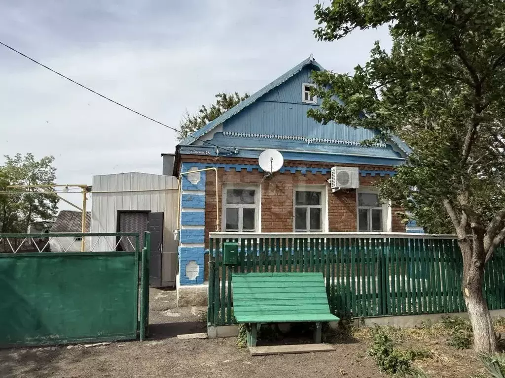 Дом в Ростовская область, Егорлыкский район, Войнов хут. Заречная ул. ... - Фото 1