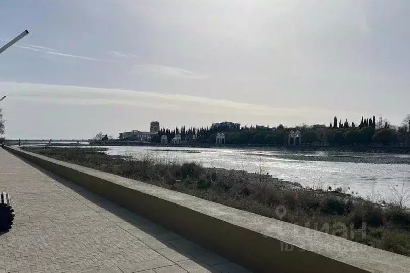 2-к кв. Краснодарский край, Сириус пгт ул. Набережная, 24 (49.0 м) - Фото 0
