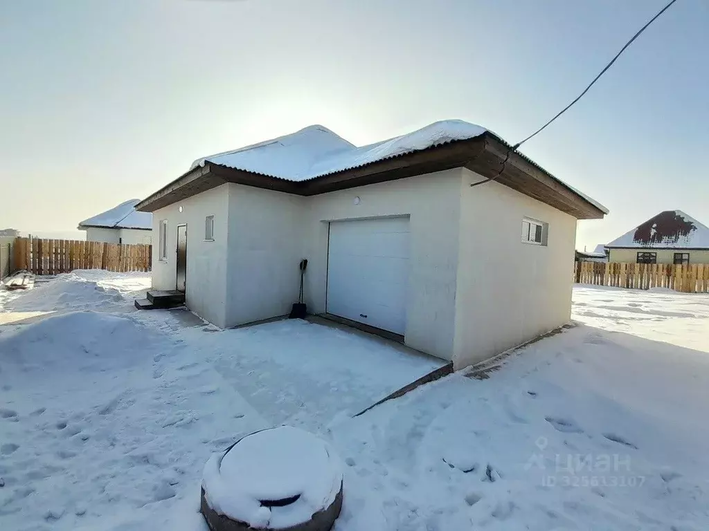 Дом в Иркутская область, Иркутский муниципальный округ, с. Хомутово ... - Фото 1