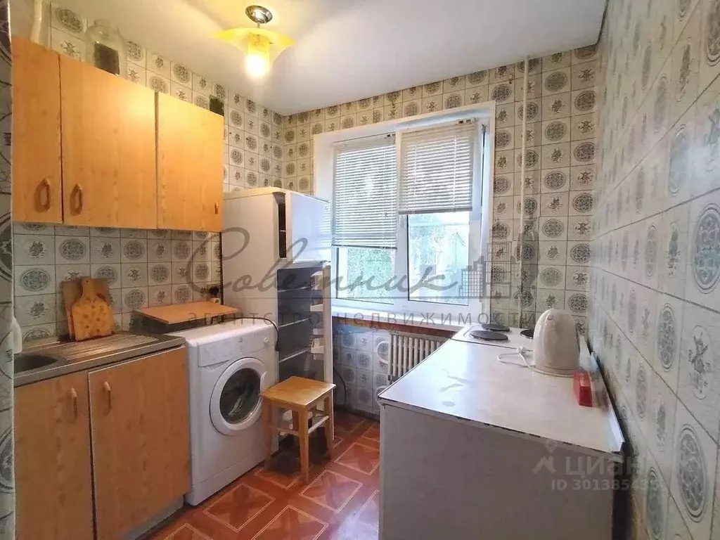3-к кв. Белгородская область, Старый Оскол Жукова мкр, 1 (63.0 м) - Фото 0