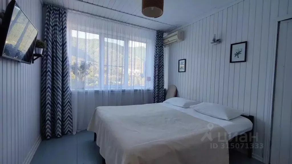 Комната Краснодарский край, Геленджик ул. Циолковского, 24 - Фото 2