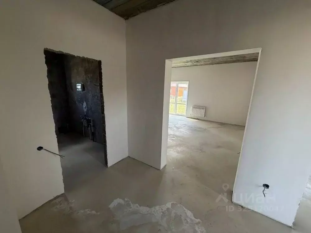 Дом в Оренбургская область, Оренбургский район, с. Благословенка ул. ... - Фото 1