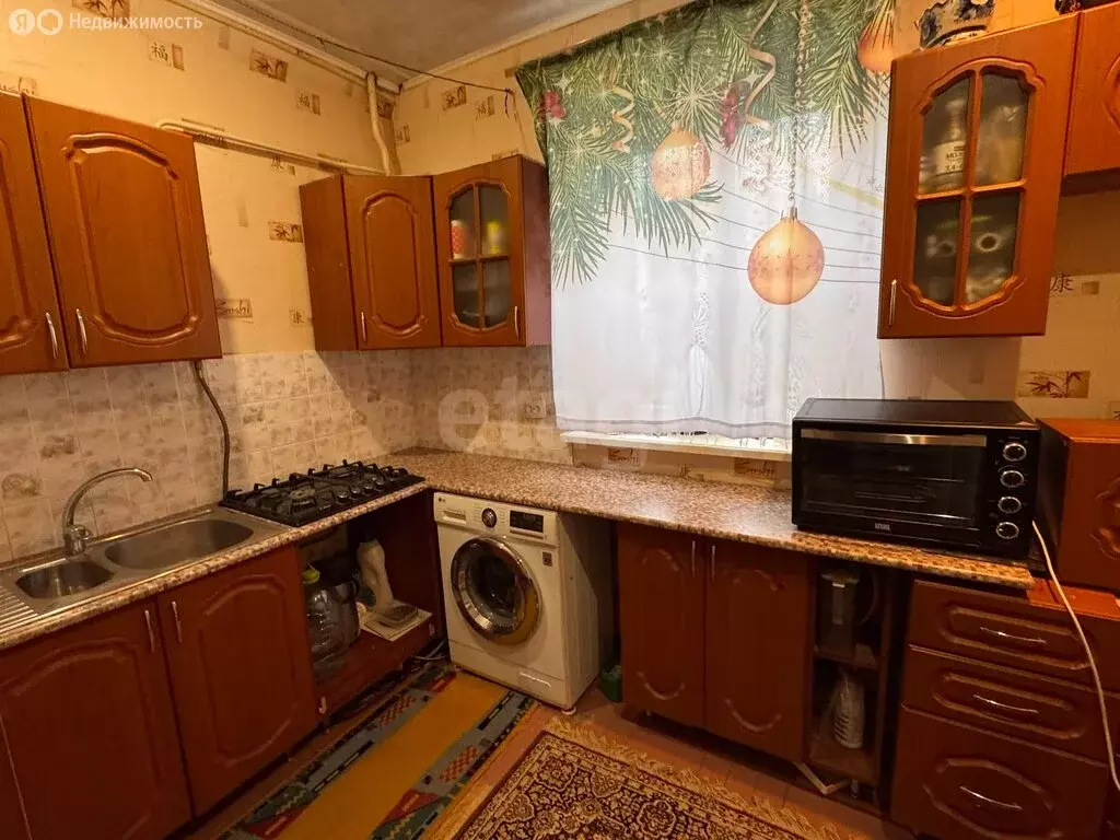 3-комнатная квартира: Белоозёрский, Комсомольская улица, 5 (64.2 м) - Фото 2
