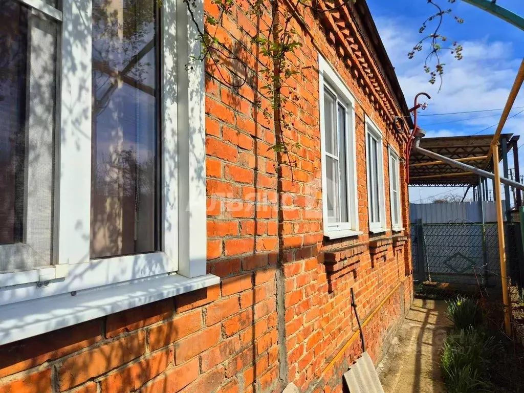 Дом в Краснодарский край, Усть-Лабинский район, Воронежское с/пос, ... - Фото 2