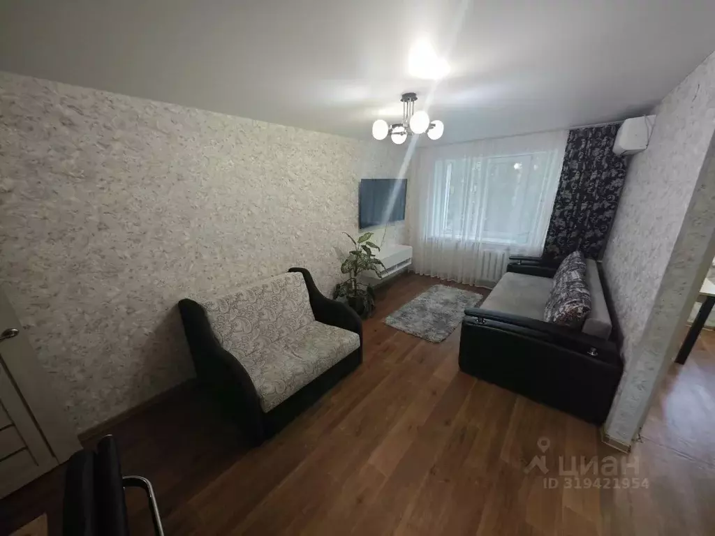 1-к кв. Кировская область, Киров ул. Владимирская, 132 (35.0 м) - Фото 1