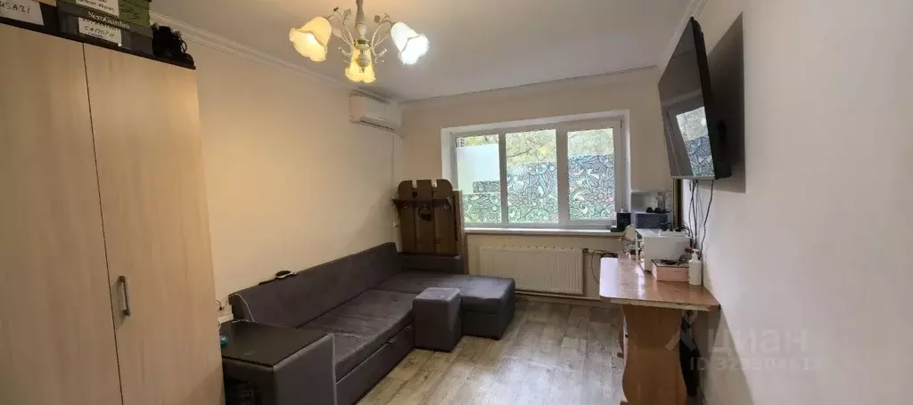 1-к кв. Крым, Ленино пгт ул. Шоссейная, 6 (28.7 м) - Фото 1