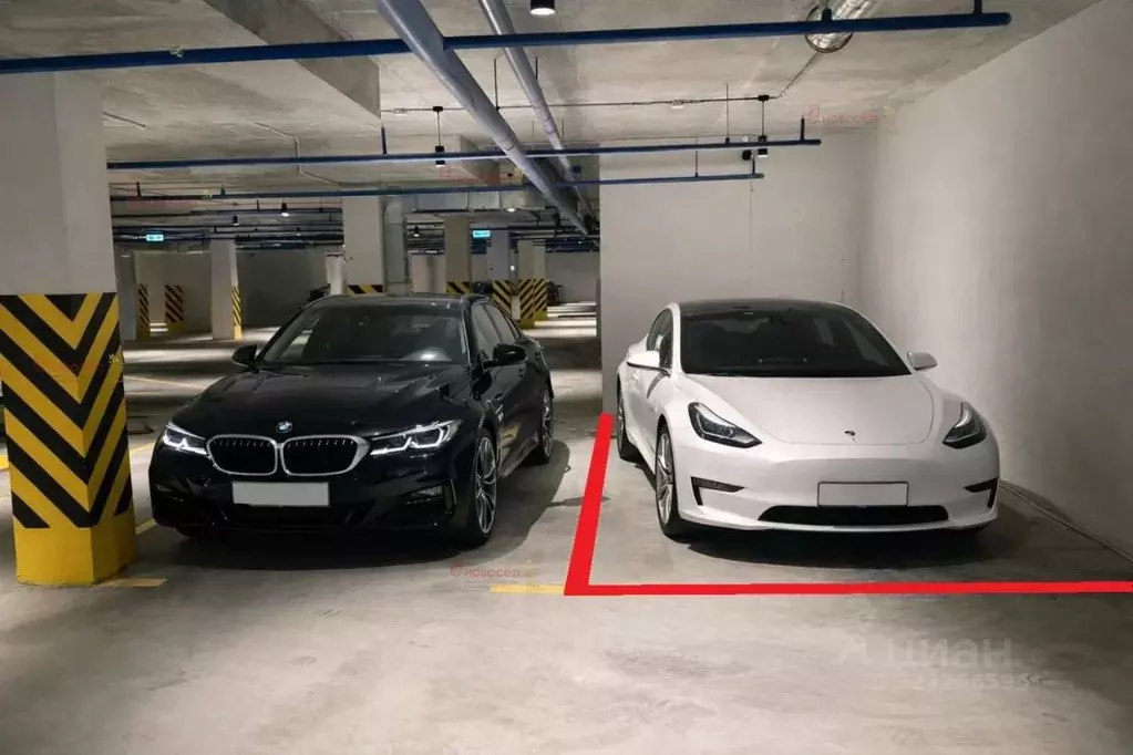 Гараж в Свердловская область, Екатеринбург ул. Айвазовского, 52 (14 м) - Фото 1