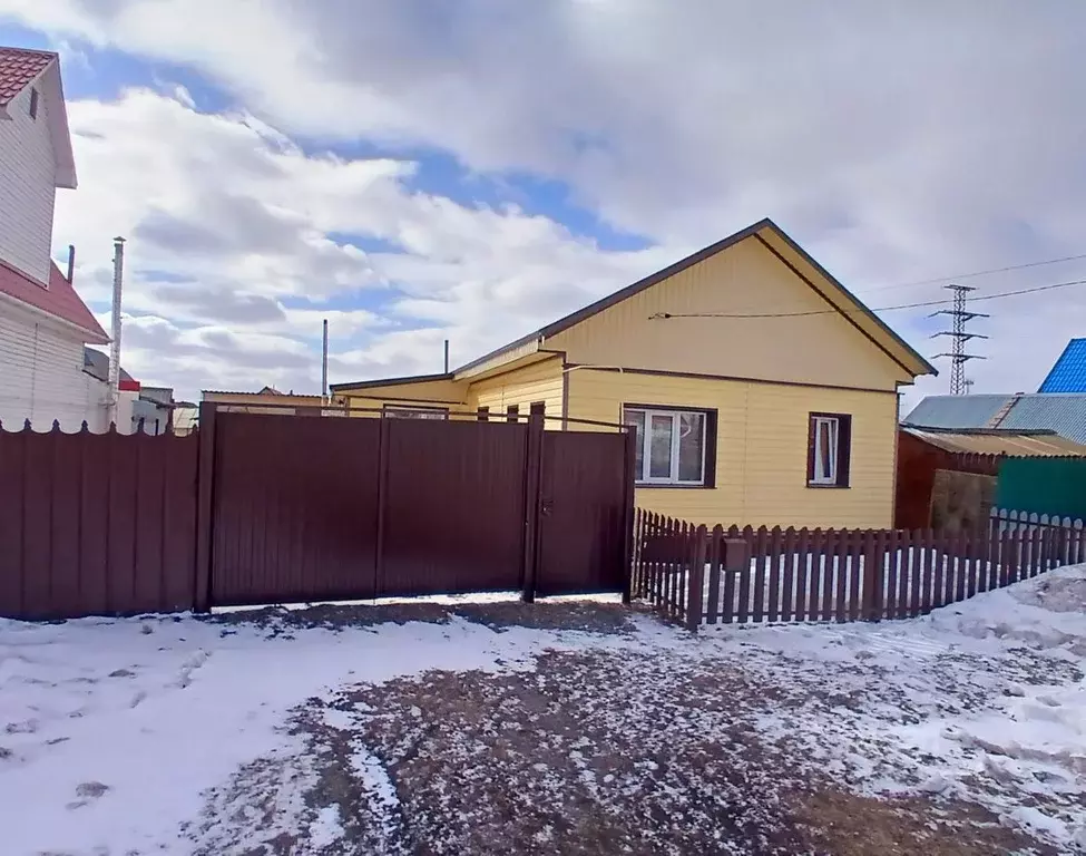 Дом в Омская область, Калачинск Пролетарская ул., 91 (66 м) - Фото 1