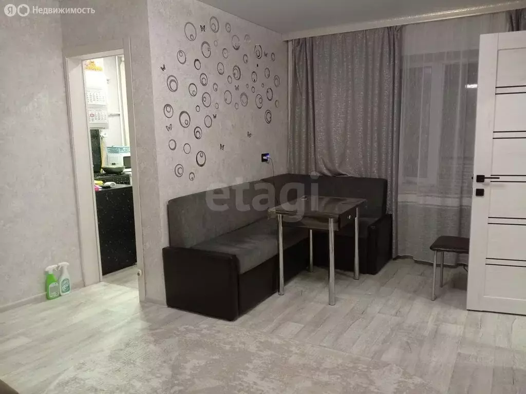 2-комнатная квартира: Пласт, улица Титова, 5 (41.3 м) - Фото 2