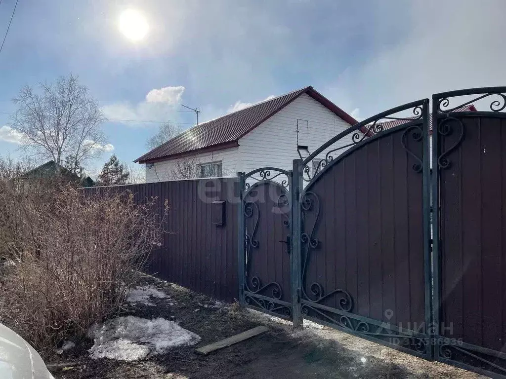 Дом в Амурская область, с. Тамбовка ул. Ленинская, 126 (1992 м) - Фото 1