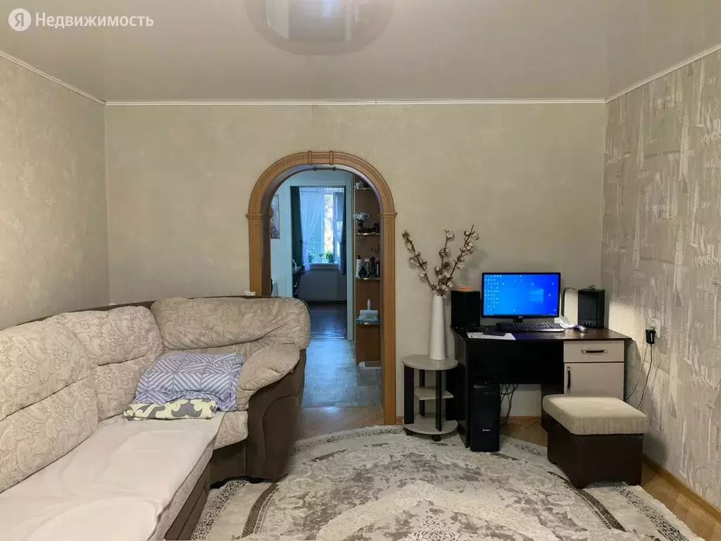 3-комнатная квартира: Ялуторовск, улица Свердлова, 53 (60 м) - Фото 1