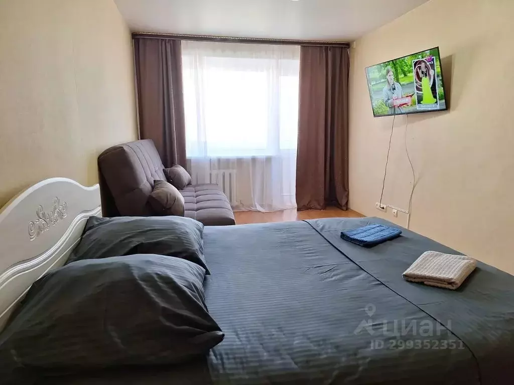 2-к кв. Ханты-Мансийский АО, Урай 2-й мкр, 57 (45.0 м) - Фото 0