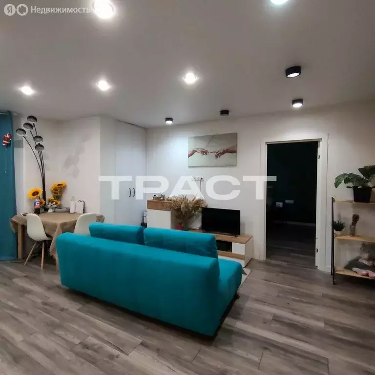 1-комнатная квартира: Воронеж, улица Перевёрткина, 1/12 (57 м) - Фото 0