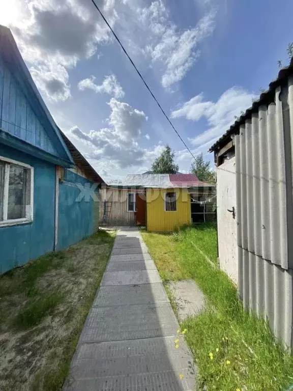 Дом в Ханты-Мансийский АО, Нефтеюганск 11а мкр, ул. Космонавтов (60 м) - Фото 1