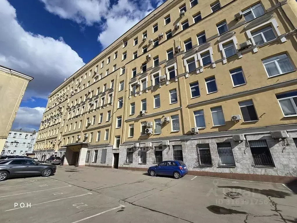 Офис в Москва ул. Земляной Вал, 64С2 (20 м) - Фото 1