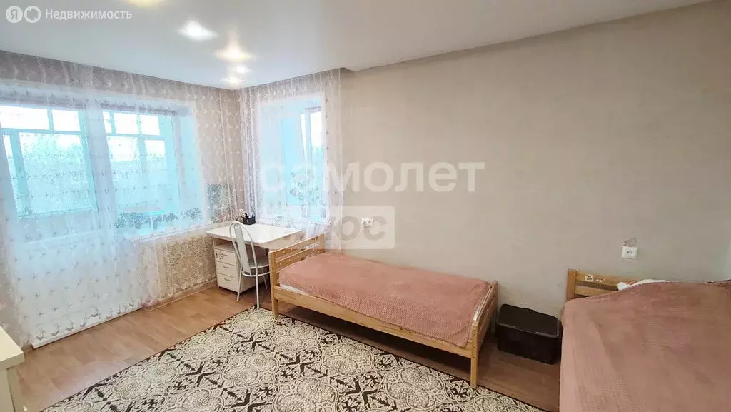 2-комнатная квартира: Кирово-Чепецк, Сосновая улица, 5к2 (55.8 м) - Фото 2