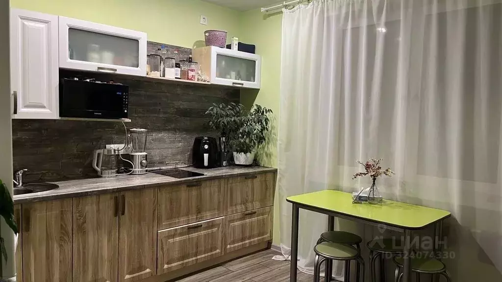 2-к кв. Иркутская область, Иркутск ул. Ядринцева, 1/6 (57.0 м) - Фото 1