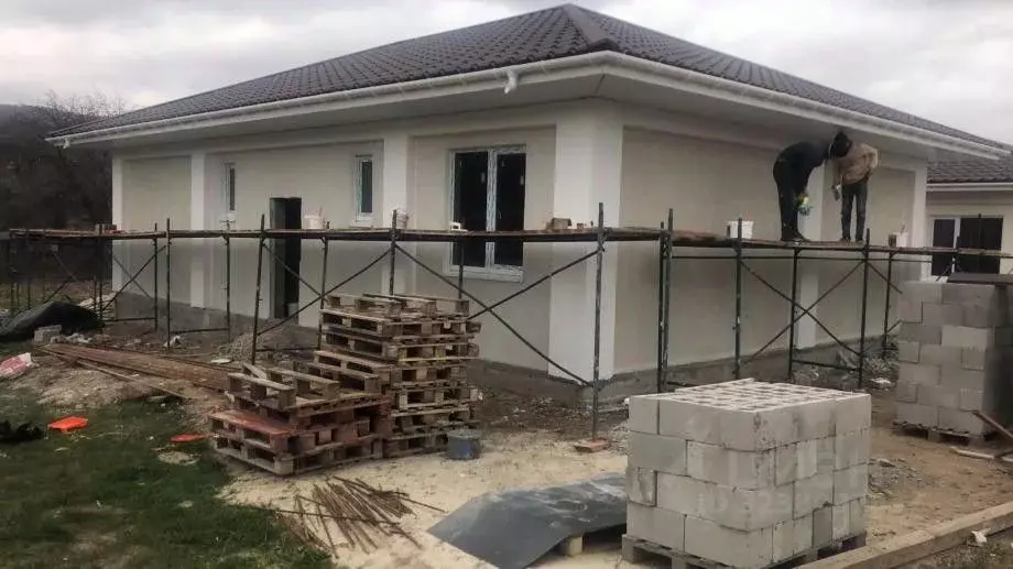 Дом в Крым, Симферопольский район, Добровское с/пос, с. Краснолесье ... - Фото 0