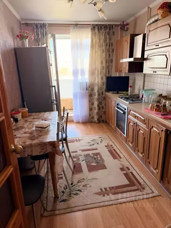 3-к кв. Оренбургская область, Оренбург ул. Чкалова, 52 (64.0 м) - Фото 0