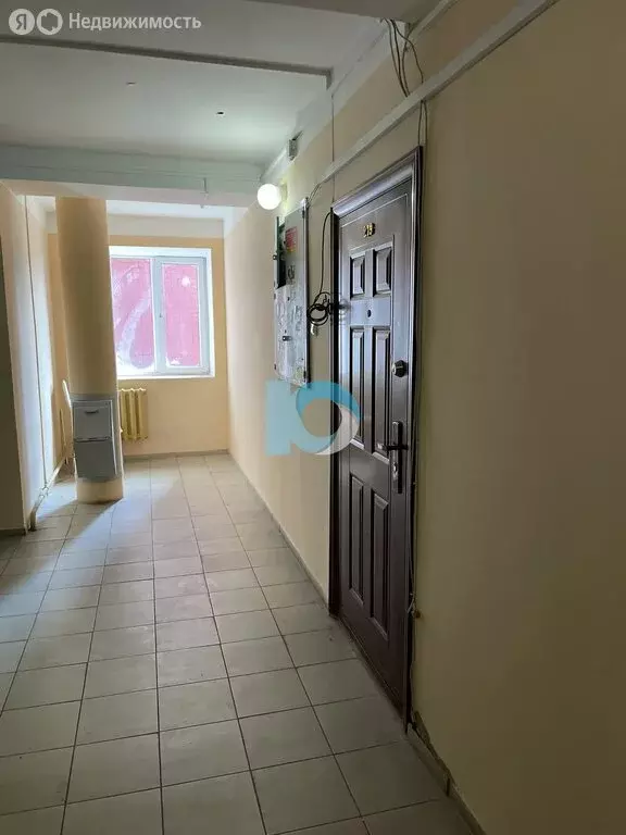 1-комнатная квартира: Брянск, улица Горбатова, 10 (42 м) - Фото 1