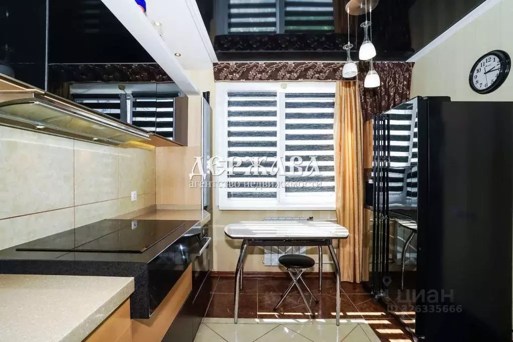 3-к кв. Белгородская область, Старый Оскол Восточный мкр, 44 (62.8 м) - Фото 1