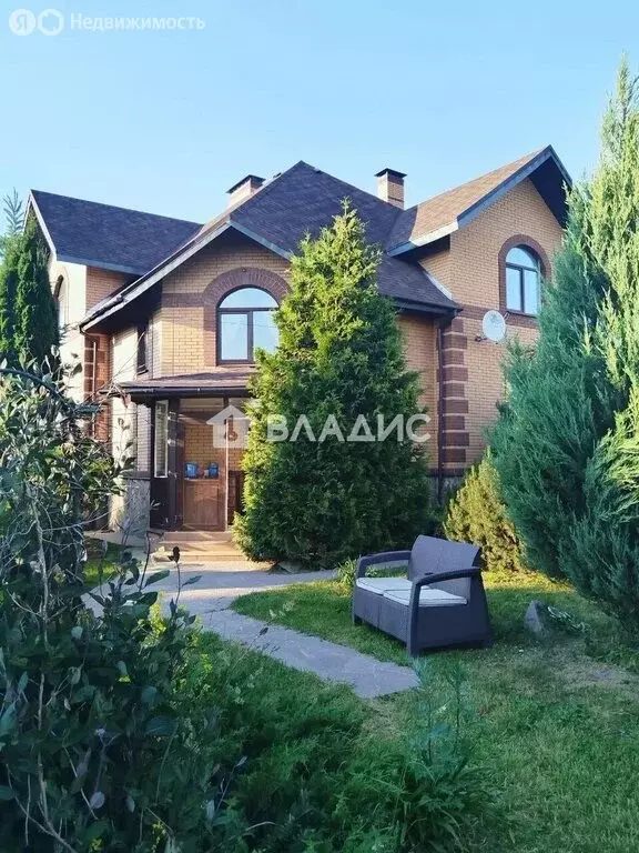Дом в Москва, ТАО, Краснопахорский район, деревня Батыбино (237 м) - Фото 1