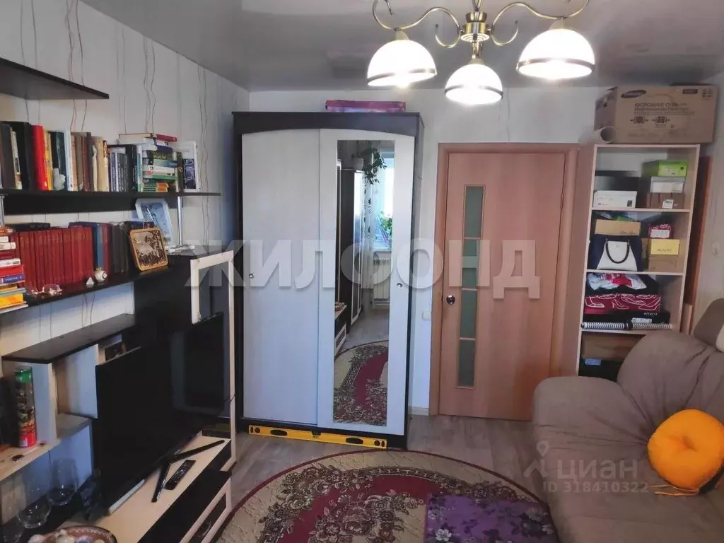 3-к кв. Алтайский край, Барнаул ул. Чеглецова, 23 (56.0 м) - Фото 1
