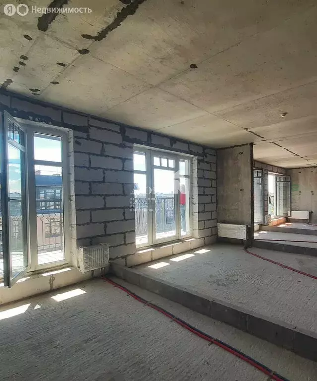 3-комнатная квартира: Санкт-Петербург, 11-я линия Васильевского ... - Фото 2