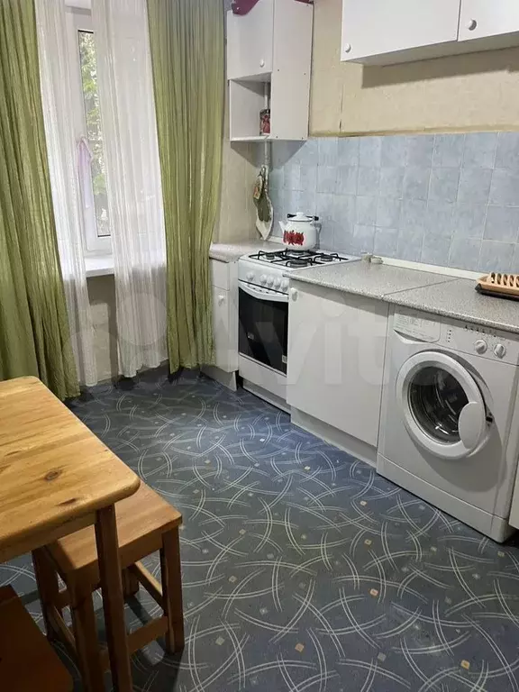 2-к. квартира, 46 м, 1/5 эт. - Фото 0