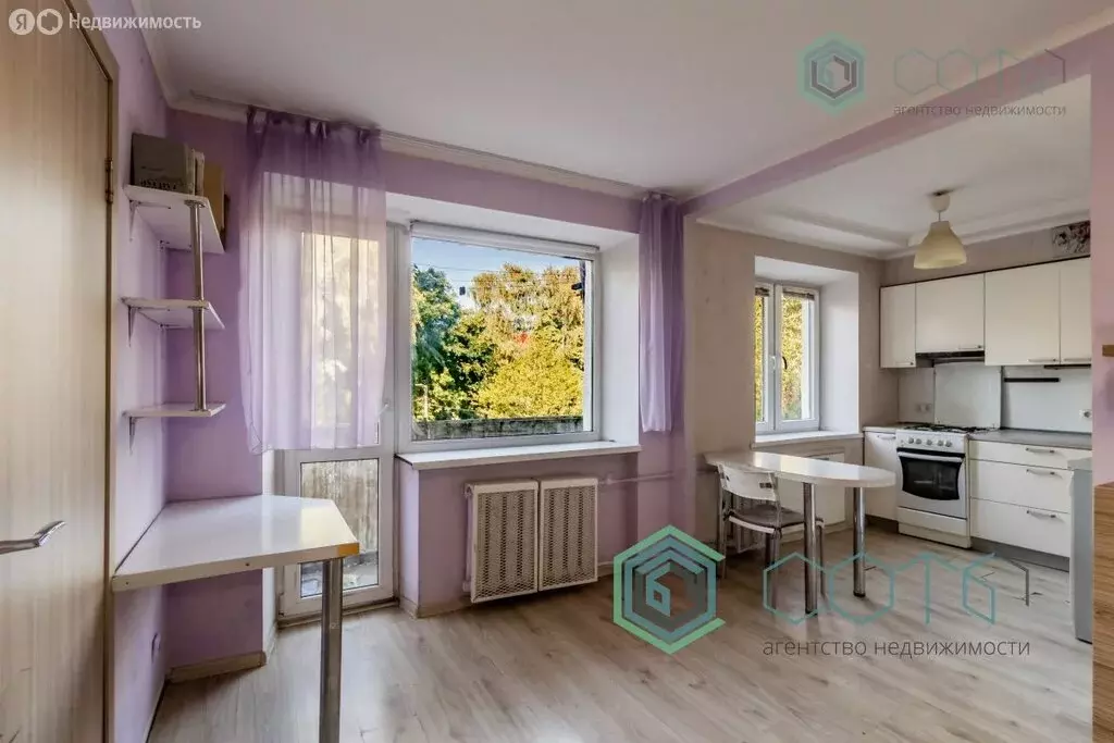 2-комнатная квартира: Калининград, Советский проспект, 36 (45 м) - Фото 1