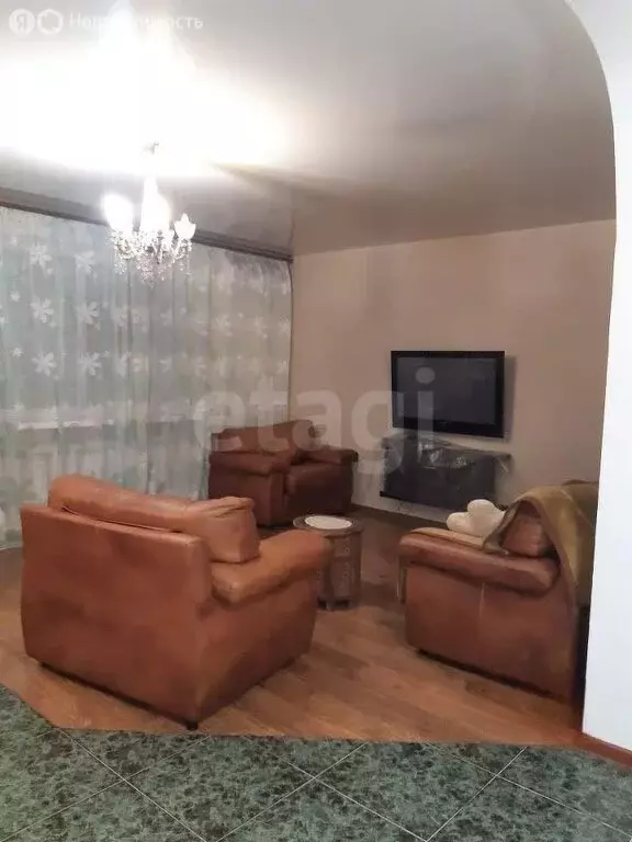 3-комнатная квартира: Новосибирск, Воинская улица, 71 (63.1 м) - Фото 1