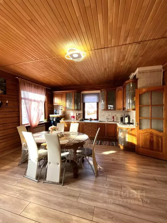 Дом в Татарстан, Казань Берсутская ул., 4 (285 м) - Фото 1