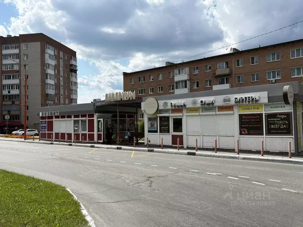 Торговая площадь в Свердловская область, Заречный ул. Курчатова, 2 ... - Фото 2