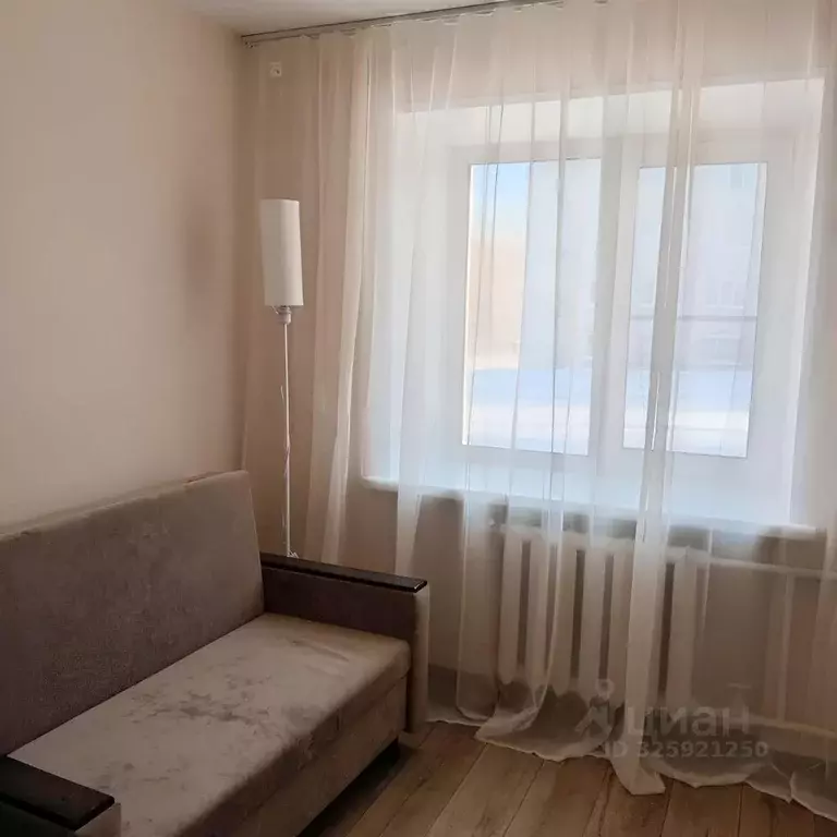 1-к кв. Ульяновская область, Ульяновск ул. Варейкиса, 15 (13.0 м) - Фото 1