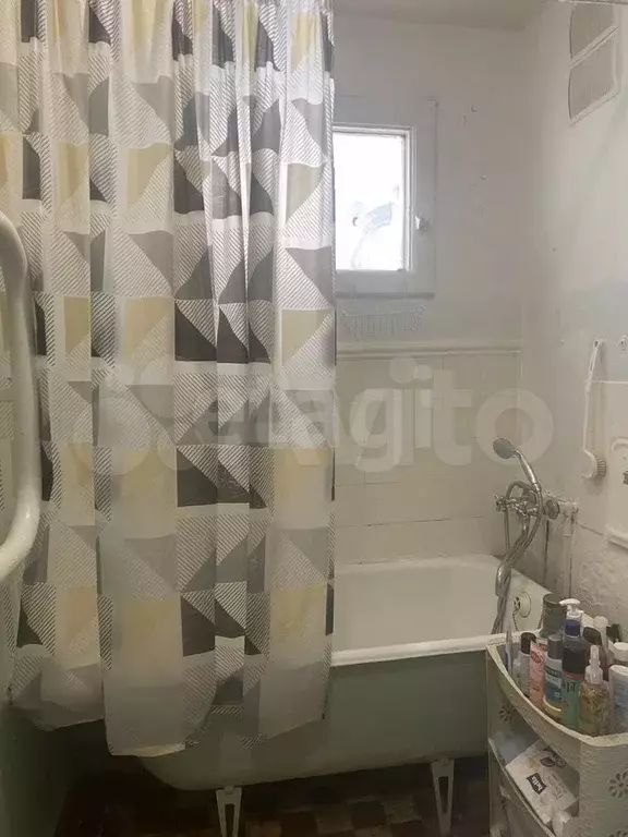 1-к. квартира, 30 м, 2/4 эт. - Фото 0