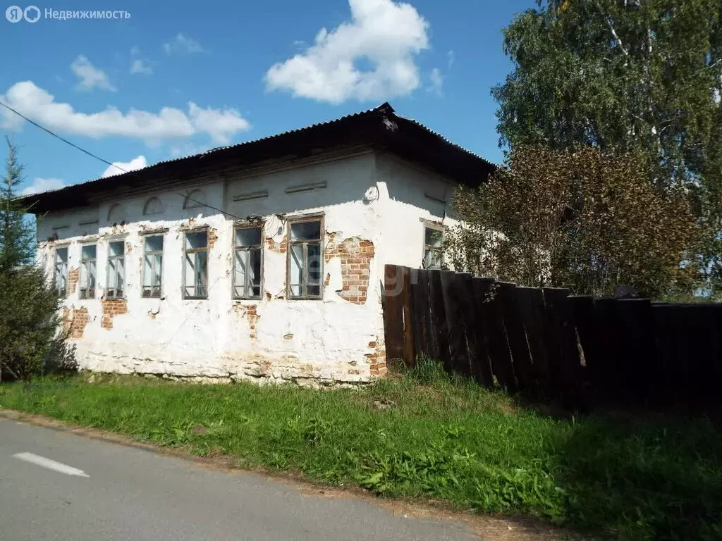 Дом в Горноуральский городской округ, село Мурзинка, улица ... - Фото 0