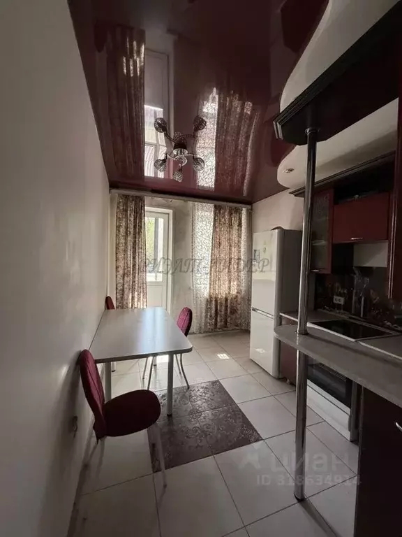 1-к кв. Алтай, Горно-Алтайск Советская ул., 7/3 (44.0 м) - Фото 0