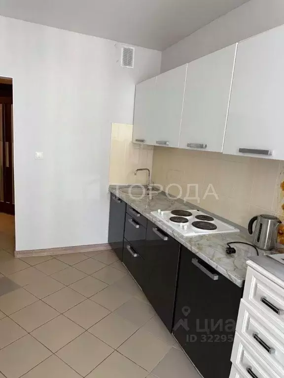 3-к кв. Новосибирская область, Новосибирск ул. Семьи Шамшиных, 12 ... - Фото 2