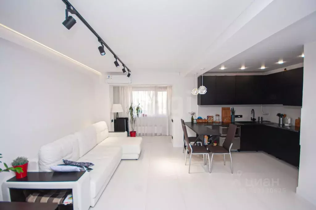 3-к кв. Севастополь ул. Меньшикова, 21 (68.1 м) - Фото 1