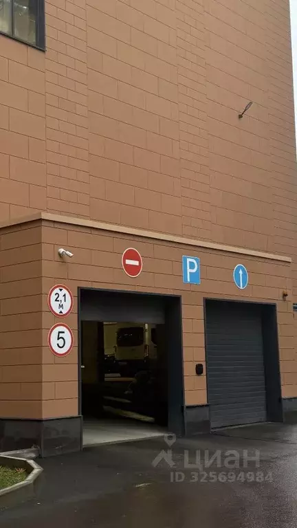 Гараж в Санкт-Петербург Большой Сампсониевский просп., 70к6 (13 м) - Фото 1