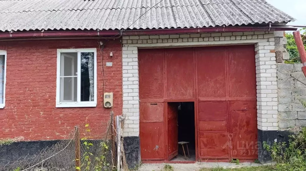 Дом в Северная Осетия, Алагир Октябрьская ул., 18 (100 м) - Фото 0