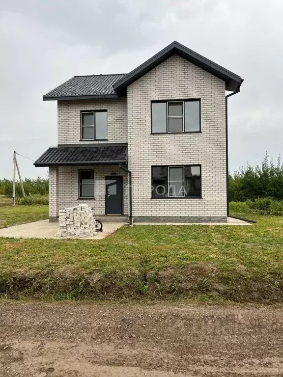 Дом в Алтайский край, Первомайский район, с. Санниково ул. Казанцева, ... - Фото 0