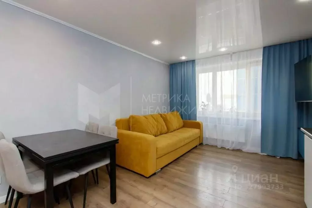 2-к кв. Тюменская область, Тюмень ул. Александра Митинского, 3 (67.4 ... - Фото 1