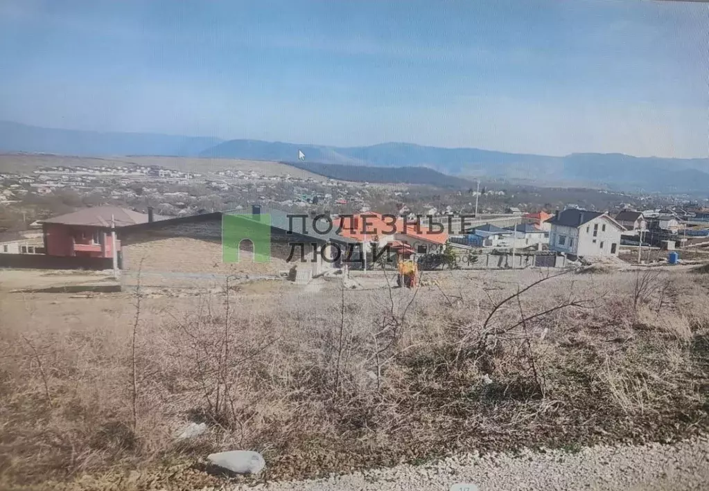 Участок в Крым, Симферопольский район 1 (6.0 сот.) - Фото 1