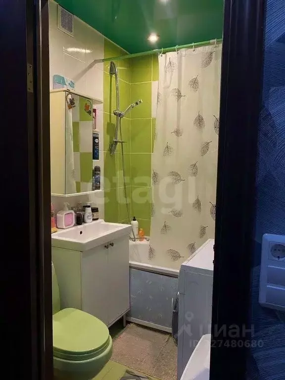 3-к кв. Курганская область, Курган ул. Коли Мяготина, 92 (56.0 м) - Фото 1