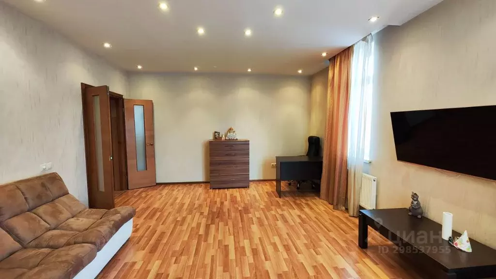 2-к кв. Свердловская область, Екатеринбург ул. Вилонова, 24 (67.0 м) - Фото 2