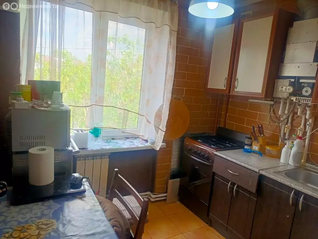 3-комнатная квартира: Симферополь, улица Гайдара, 18 (60 м) - Фото 1
