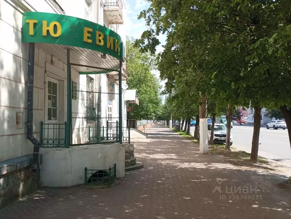 Помещение свободного назначения в Тверская область, Тверь просп. ... - Фото 1