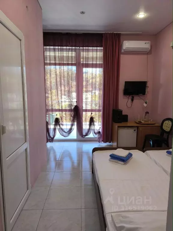 Комната Краснодарский край, Сочи ул. Декабристов, 165Т/1 (10.0 м) - Фото 0