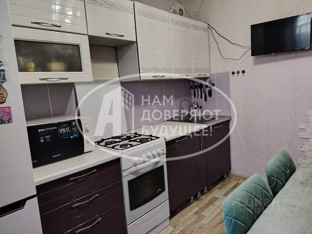 3-к кв. Пермский край, Чернушка Коммунистическая ул., 35В (58.6 м) - Фото 1